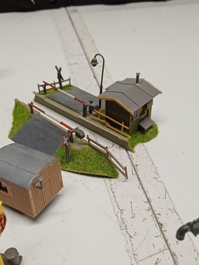 H0 Modelbaan Scenery - Diverse Fraai Gebouwde Items (37 st.), Ophalen of Verzenden, Gebruikt, Brug, Tunnel of Gebouw, Overige merken