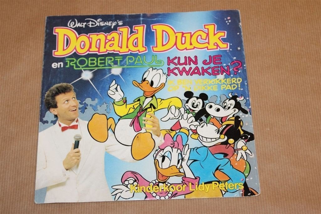 Donald Duck en Robert Paul - Singletje speciale uitgave, Eén stripboek, Ophalen of Verzenden, Zo goed als nieuw