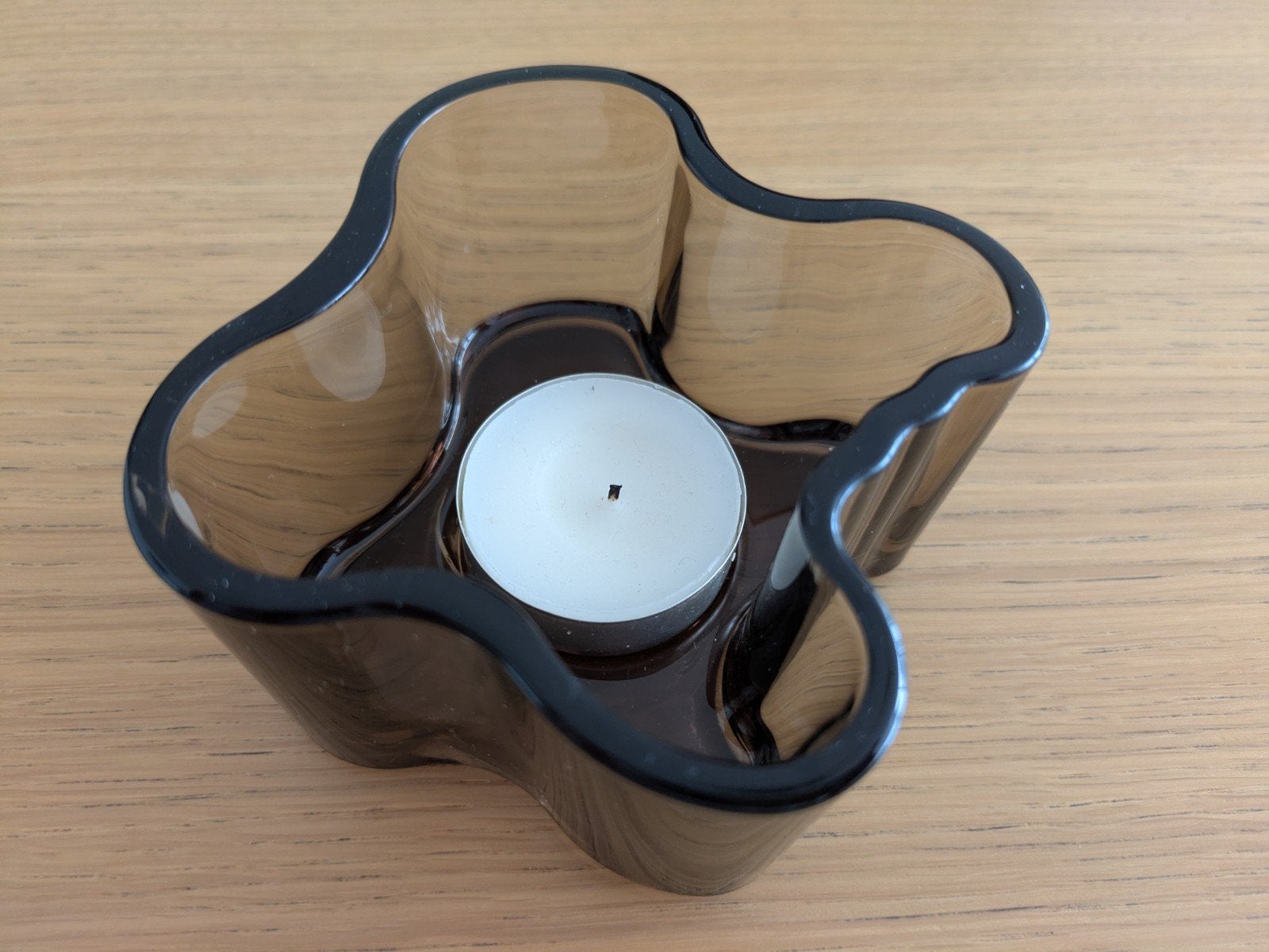 Iittala Alvar Aalto 55mm waxinelichthouder ZGAN, Bruin, Waxinelichthouder, Ophalen of Verzenden, Iittala