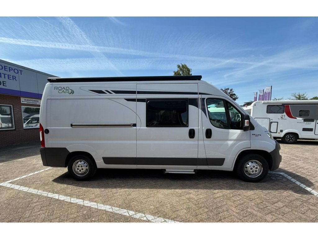 Pössl Roadcamp 600 Compact ( 599m ) 130 PK goed ond, Caravans en Kamperen, Campers, Buscamper of Camperbus, Koelkast, Airbags