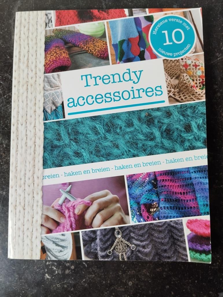 Trendy Accessoires: Haken en Breien - Jaroslava Dovcová, Ophalen of Verzenden, Zo goed als nieuw, Breien en Haken, Jaroslava Dovcová