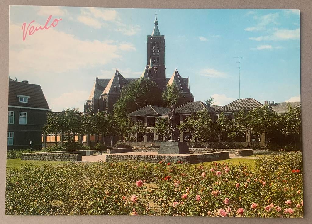 Venlo, Rozarium achtergrond Martinuskerk, Ophalen of Verzenden, Ongelopen, Limburg