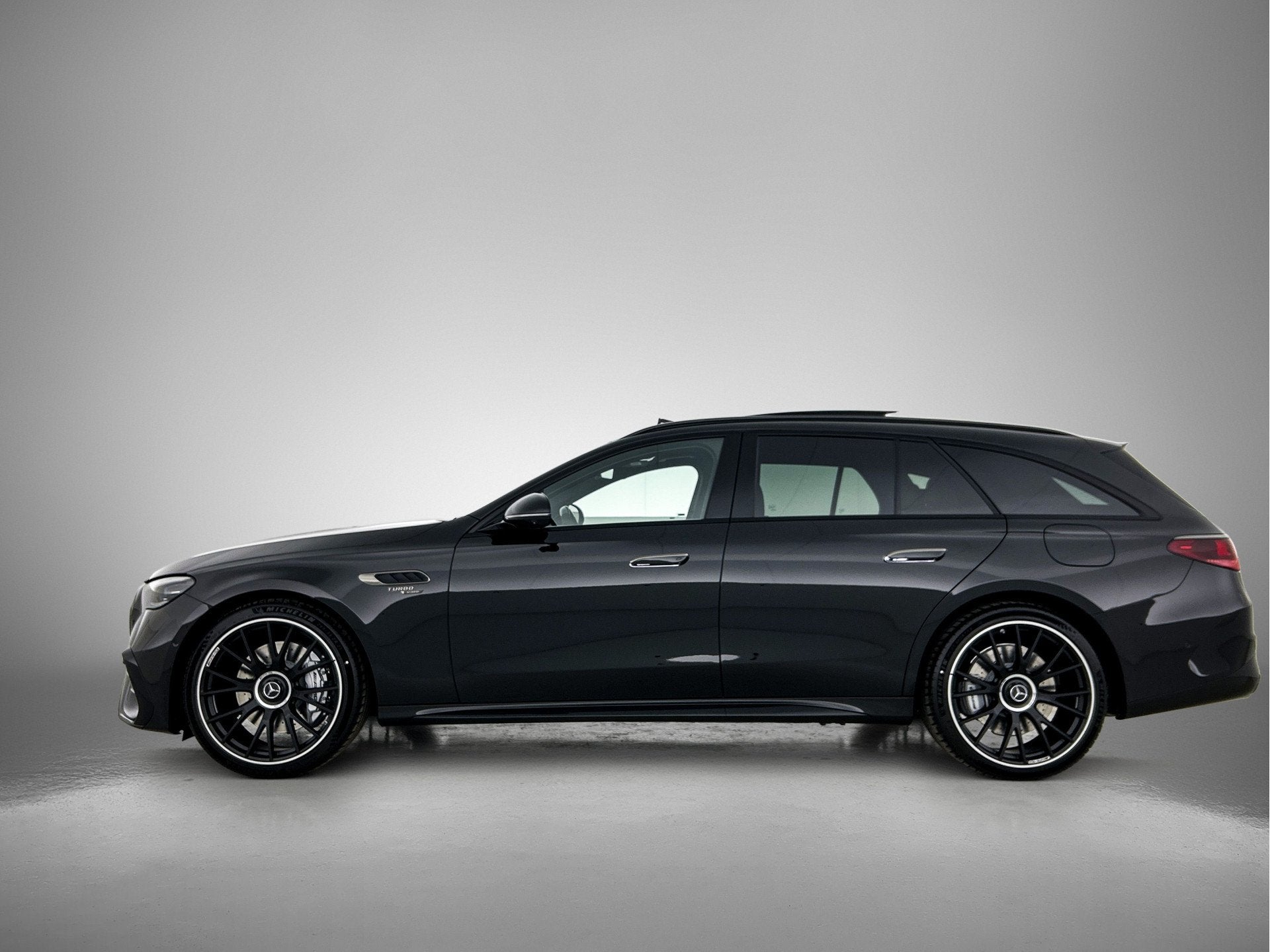 Mercedes-Benz E-Klasse Estate AMG 53 4MATIC+ Night Edition |, Auto's, Automaat, Verwarmde buitenspiegels, Zwart, Zwart