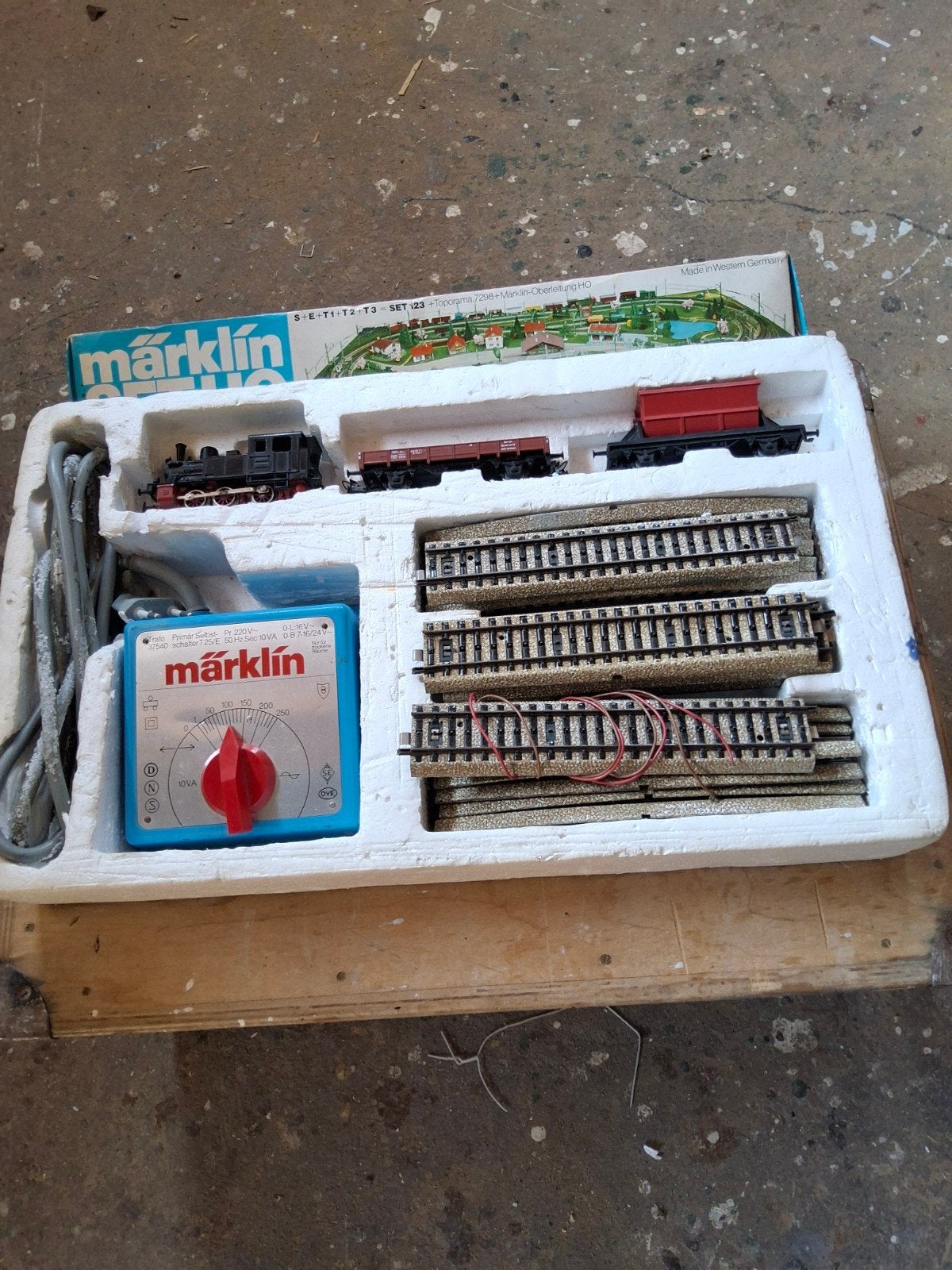 Marklin H0  Basispakket 3027 kompleet met aansluitrail., Wisselstroom, Ophalen of Verzenden, Märklin, Gebruikt