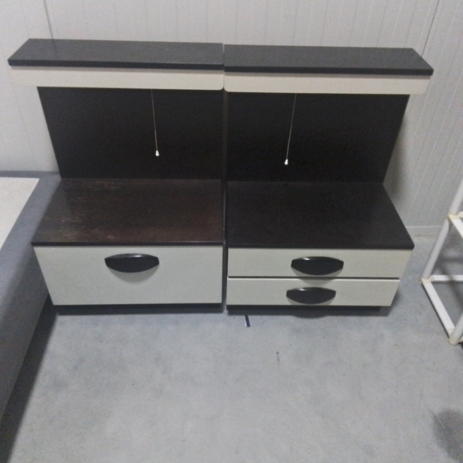 2 x Vintage Nachtkastje, Gebruikt, Stoelenco@hotmail.com, Ophalen of Verzenden, Nb
