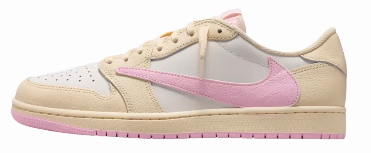 Nike x Travis Scott 'Shy Pink', Ophalen of Verzenden, Nieuw, Overige kleuren, Sneakers of Gympen