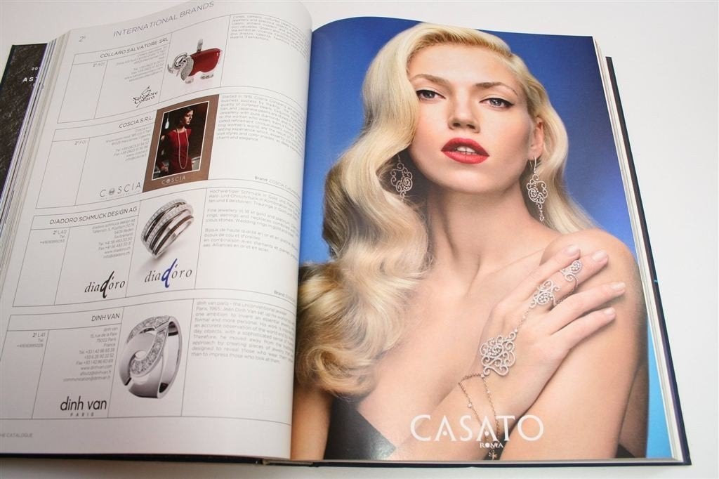 Baselworld Catalogus 2014 — Horloges en Juwelen, Boeken, Ophalen of Verzenden, Zo goed als nieuw, Mode algemeen