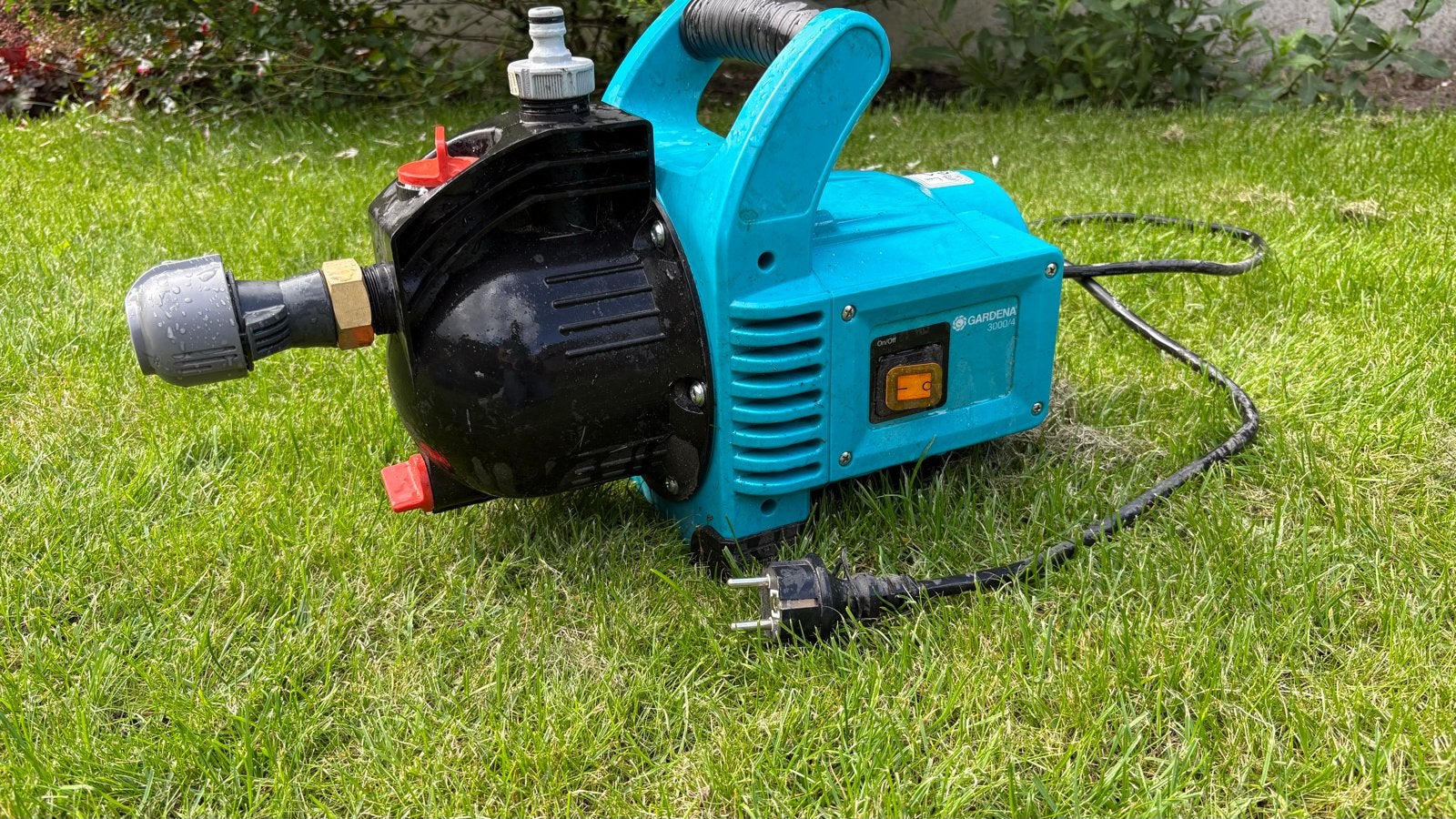 Gardena 3000/4 Tuinpomp - Zo goed als nieuw, Tuin en Terras, Ophalen, Zo goed als nieuw, Elektrisch, Besproeiingspomp