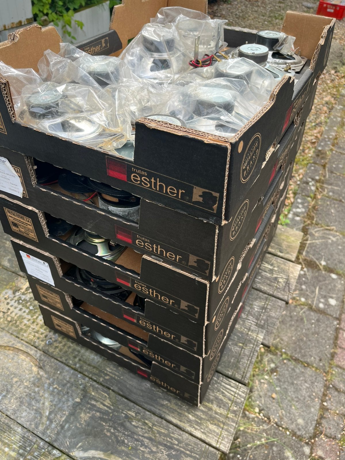 6 dozen met gebruikte luidsprekers, Gebruikt, L, L, 120 watt of meer