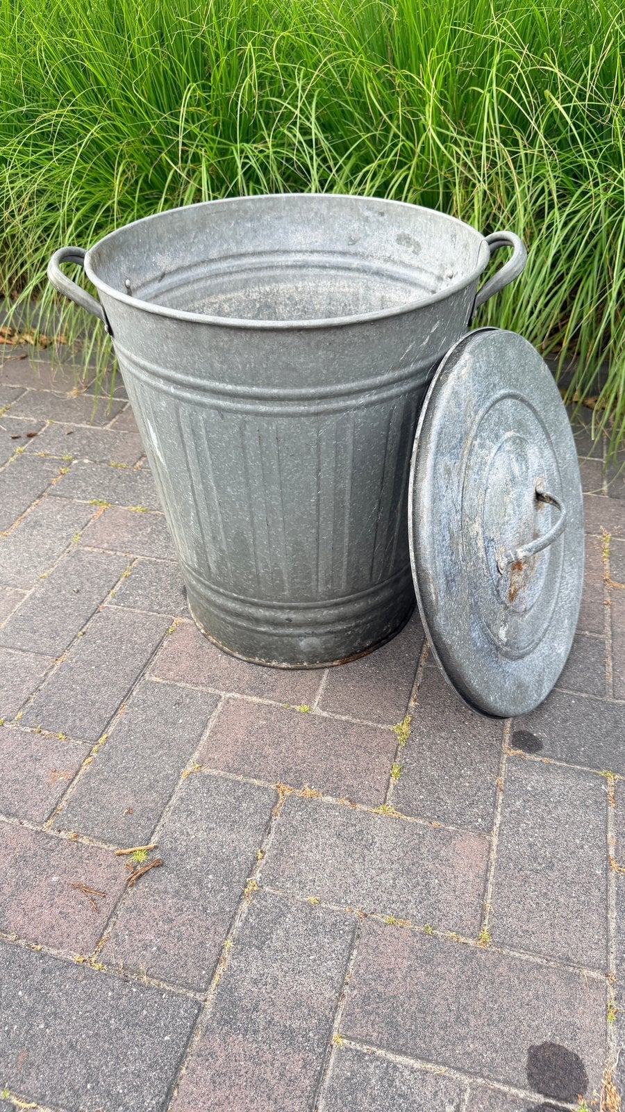 Zinken emmer/bak met deksel, Ophalen, Gebruikt, Minder dan 60 cm, Rond