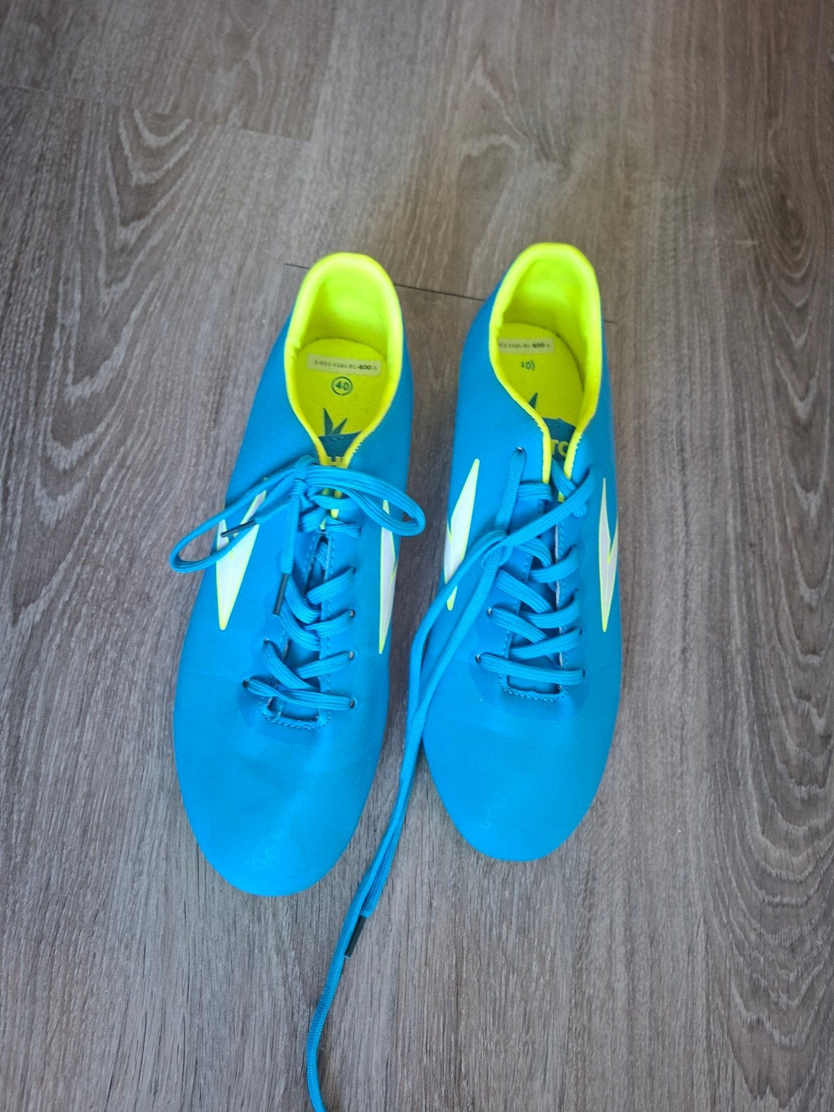 Voetbalschoenen maat 40, Ophalen of Verzenden, Nieuw, Schoenen