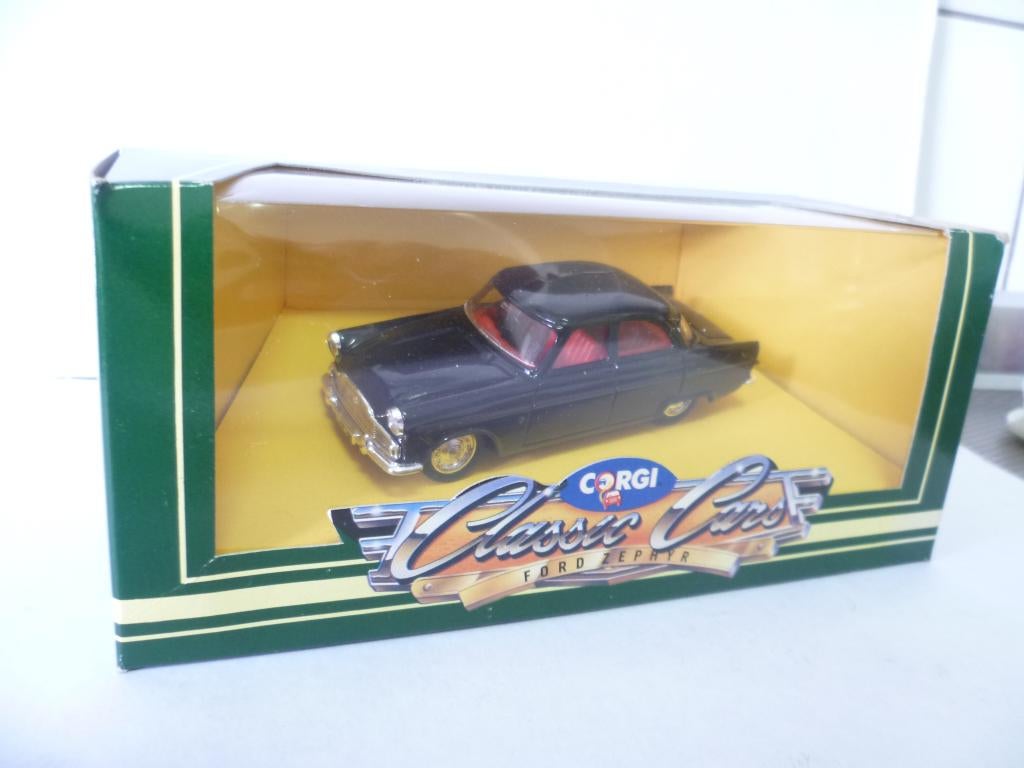 Corgi 1988 Classic Cars Ford Zephyr donkerblauw 1:43 auto, Ophalen of Verzenden, Nieuw, Auto, Corgi