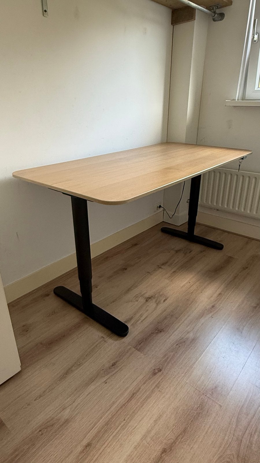 Ikea Bekant Elektrisch in hoogte verstelbaar bureau 160x80cm, Ophalen, Elektrisch, Metaal, Zo goed als nieuw