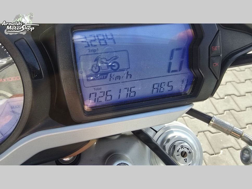 Foto 12 van MV AGUSTA BRUTALE 1090 RR ABS (bj 2013) 26.176 km