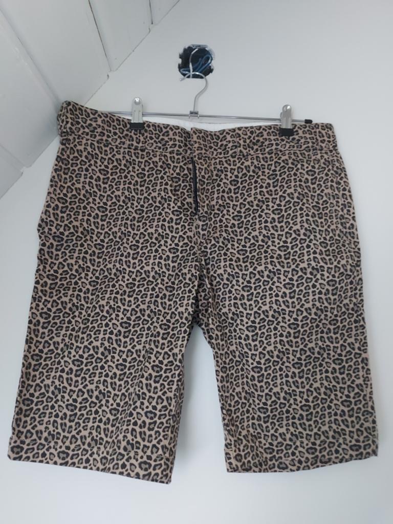 Dickies korte broek panterprint jeansmaat w34, Overige kleuren, Nieuw, Ophalen of Verzenden, Overige maten