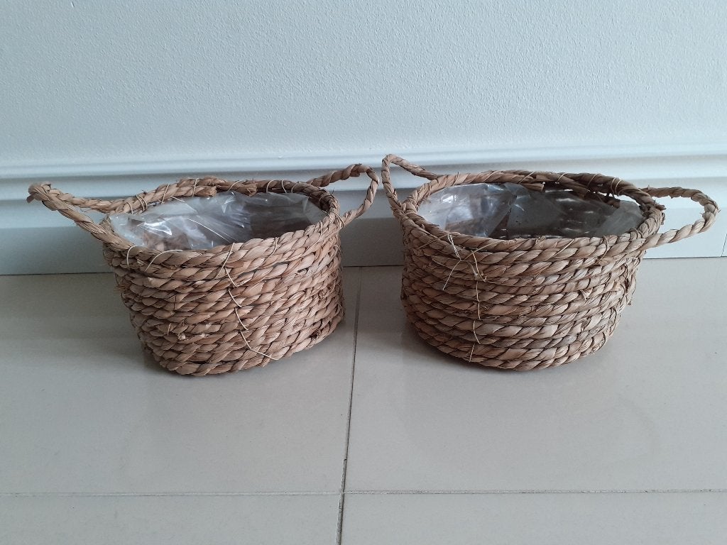 Gratis* 2 rieten mandjes voor planten, Ophalen of Verzenden, Zo goed als nieuw, Rond, Minder dan 30 cm