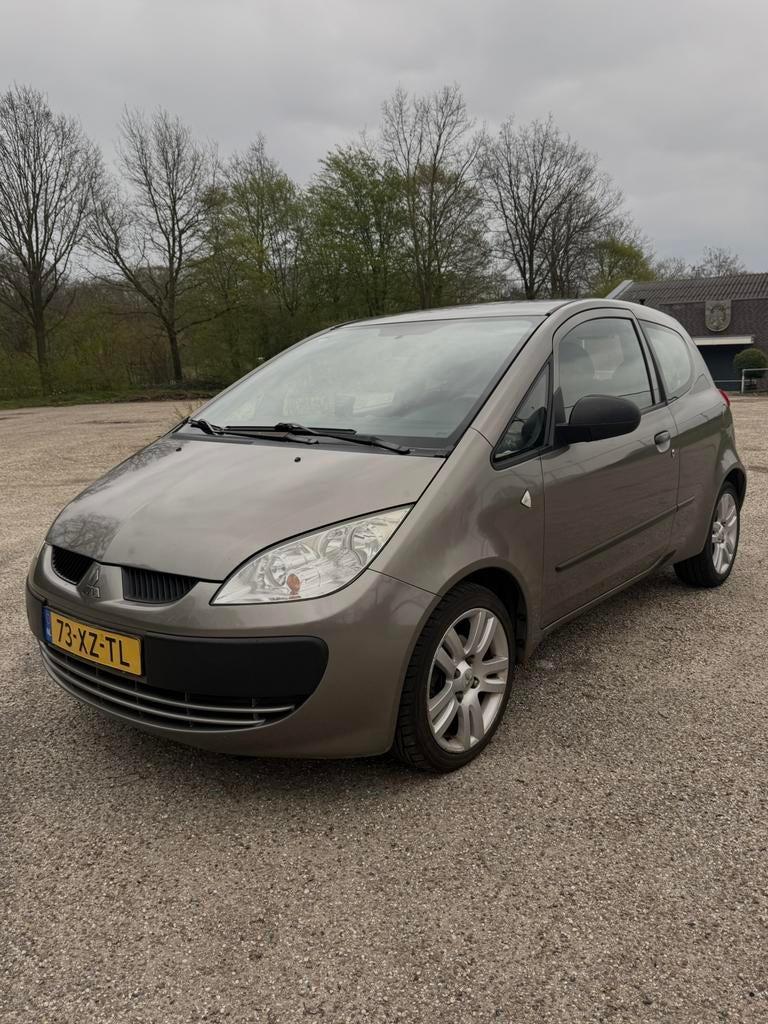 Mitsubishi Colt 1.1 Mivec CZ3 2007 NAP Airco Camera, Voorwielaandrijving, 74 pk, Origineel Nederlands, Handgeschakeld