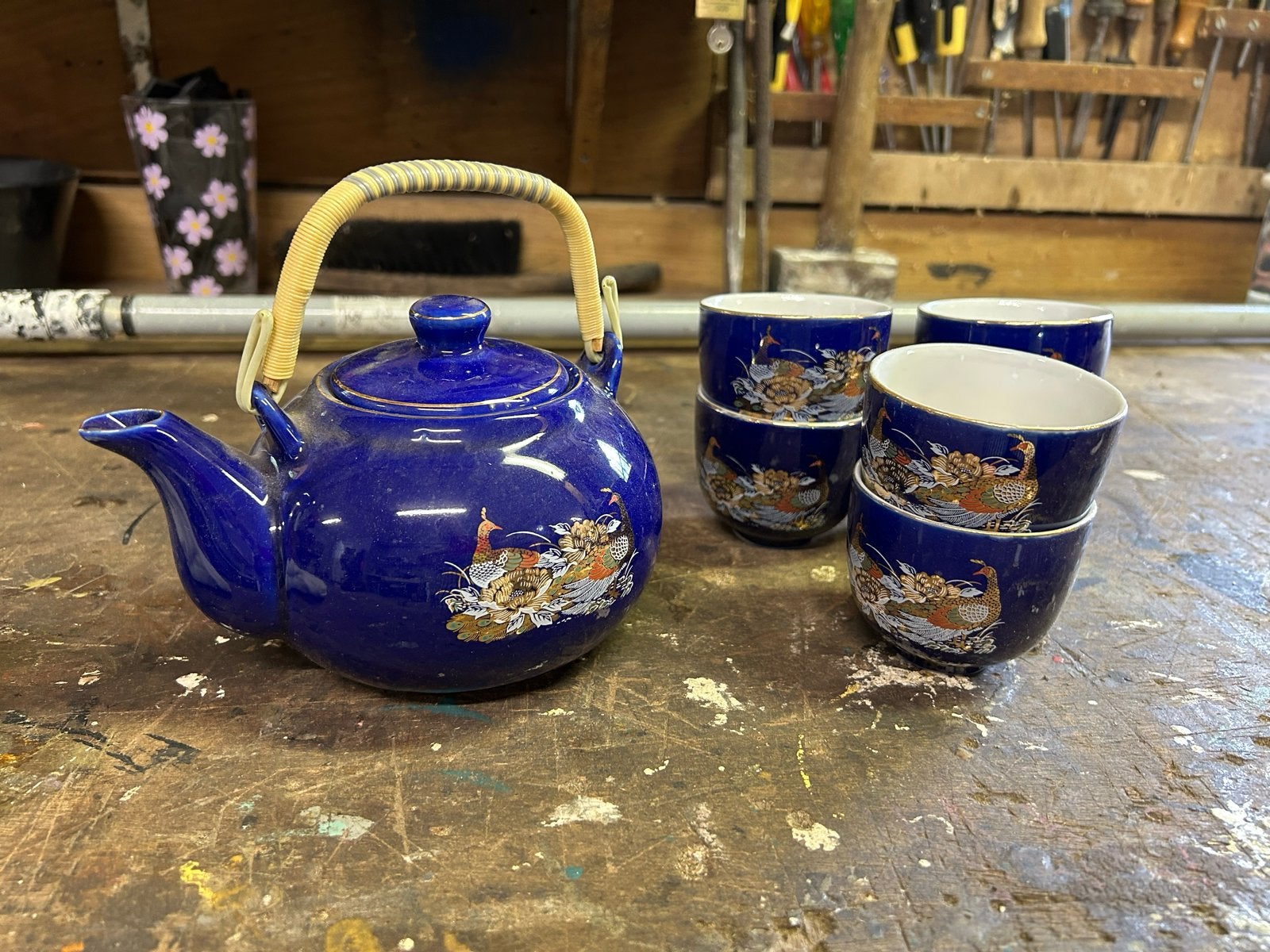 Vintage Japans theeservies - Kobaltblauw met pauwen, Antiek en Kunst, Ophalen of Verzenden