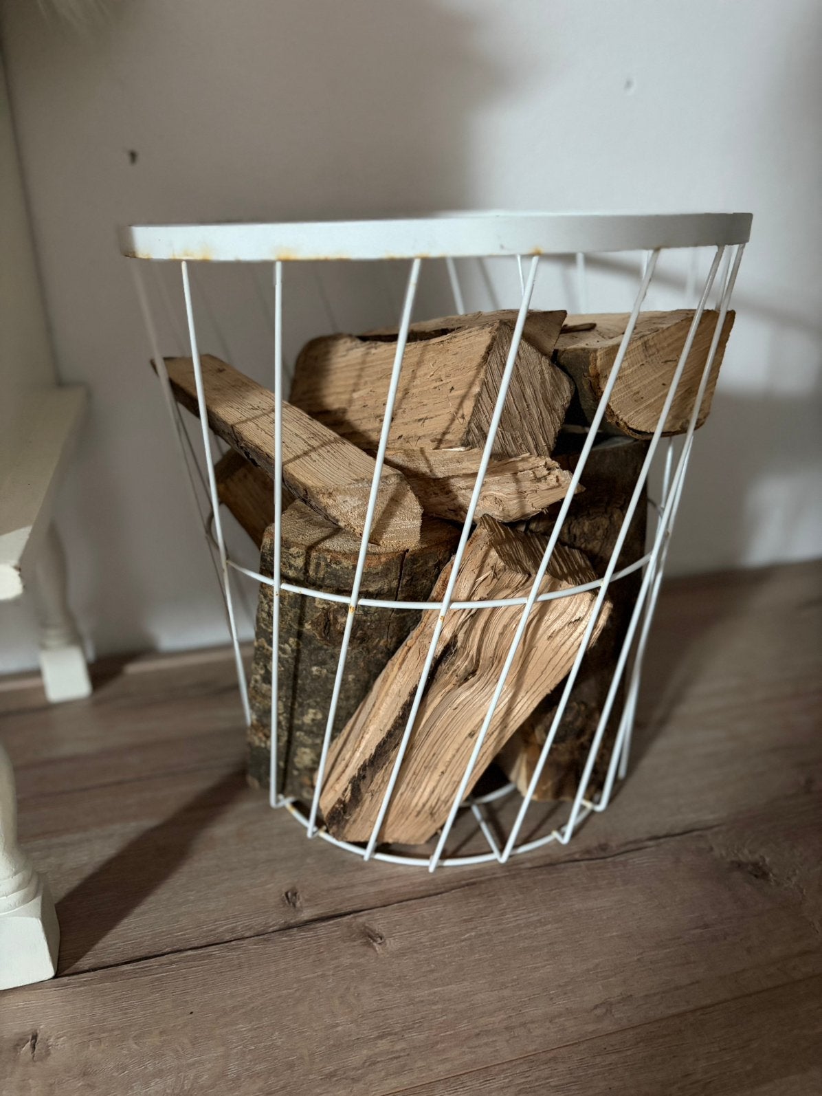 Mand met hout stukken, Ophalen of Verzenden, Zo goed als nieuw, Rond, Minder dan 55 cm