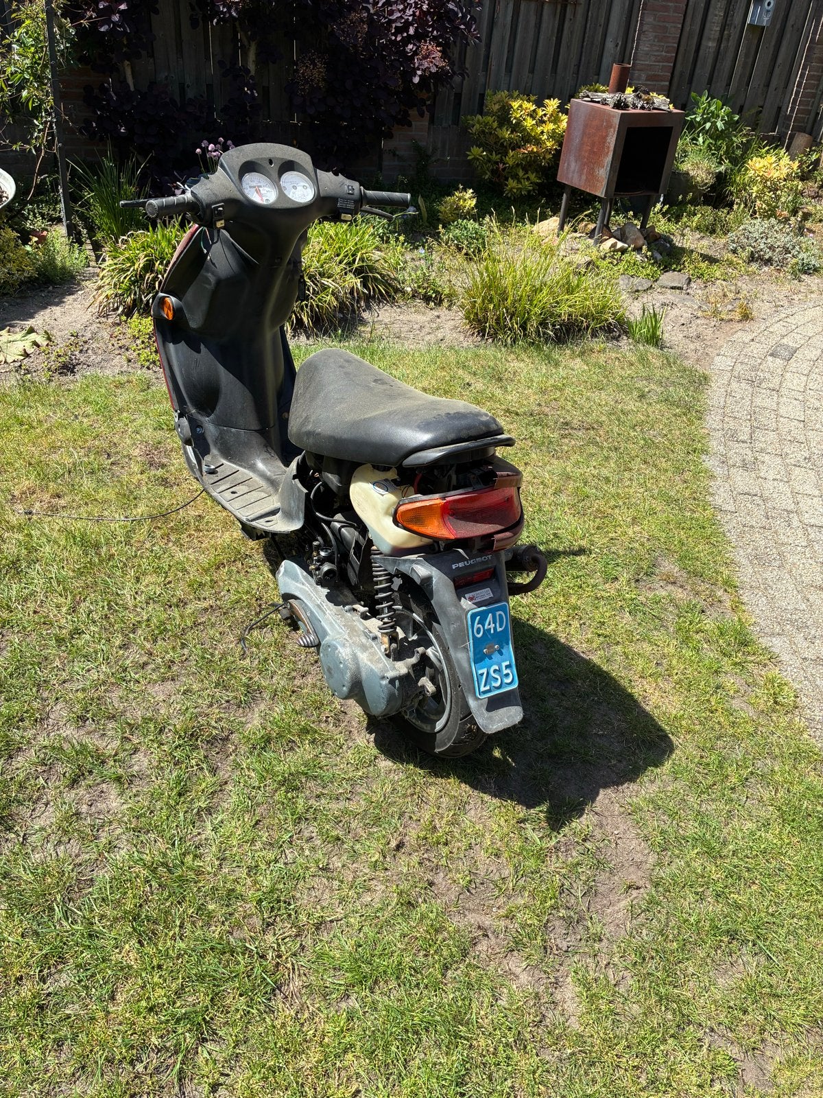 Peugeot zenit 70cc - Opknapper/Onderdelen(moet weg), Fietsen en Brommers, Ophalen of Verzenden, Gebruikt