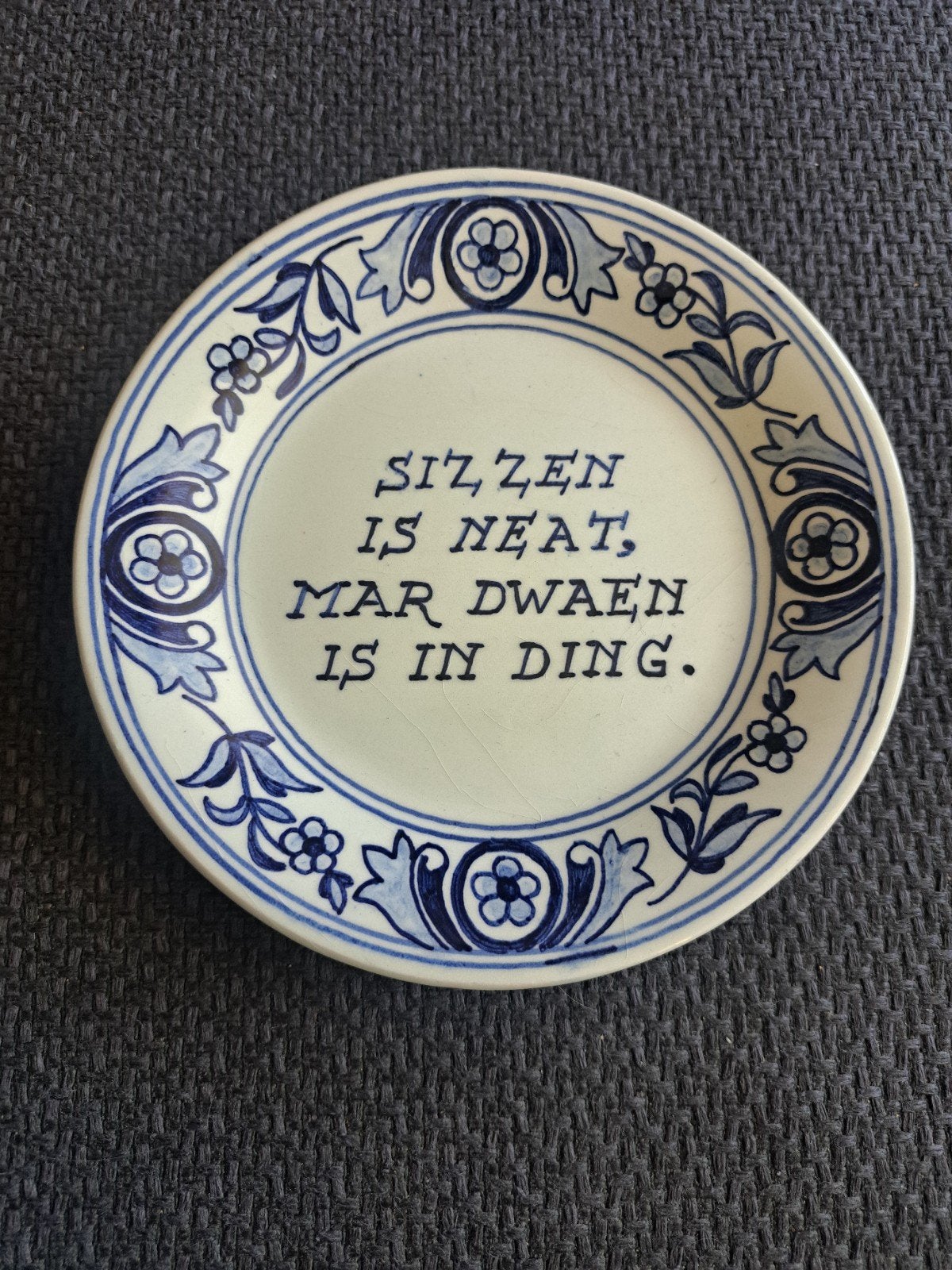 wandbordje fries aardewerk met Friese tekst, Antiek en Kunst, Ophalen of Verzenden