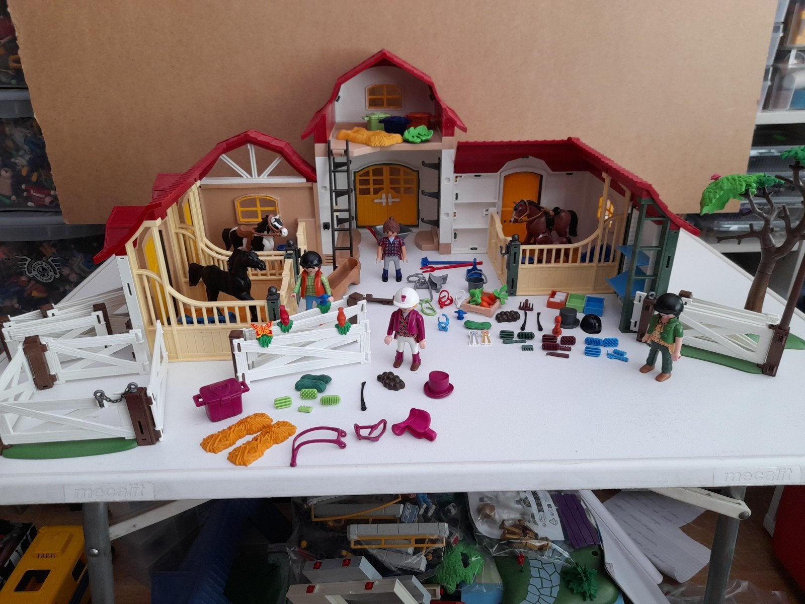 Playmobil paardenrijclub 6926, Gebouw, Complete set, Ophalen of Verzenden, Zo goed als nieuw