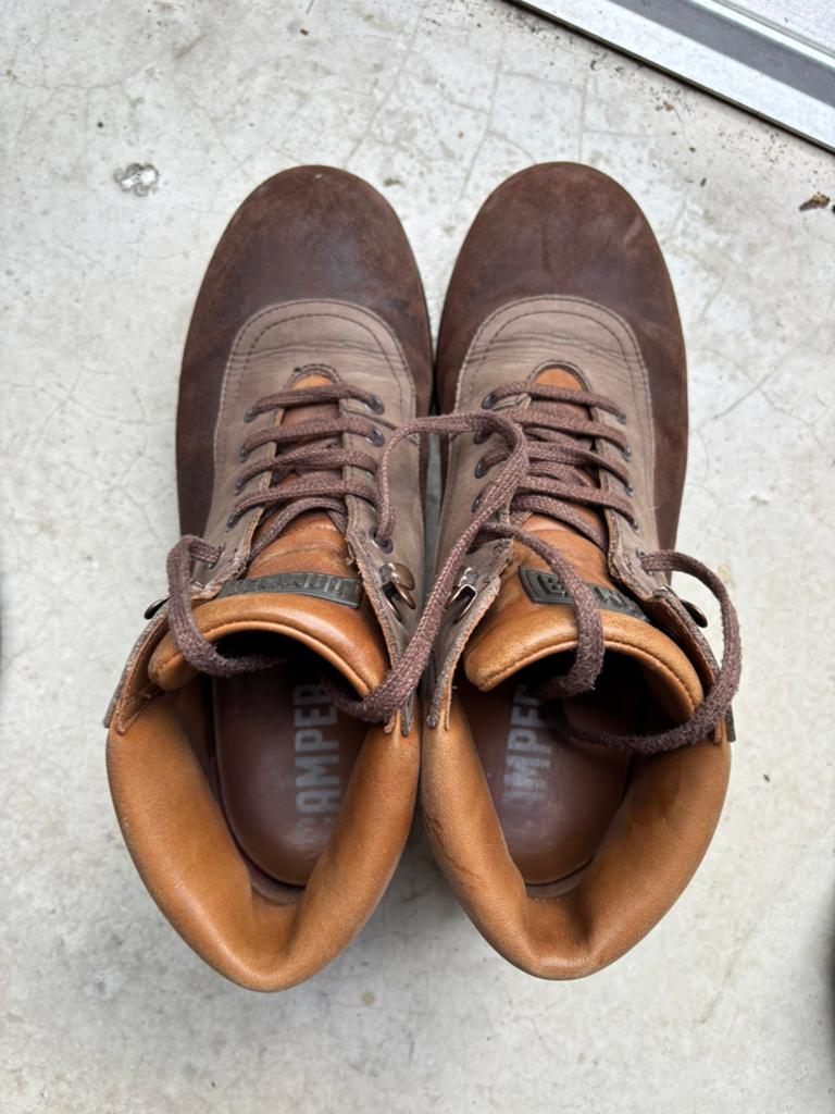Camper men boots size 42, Kleding | Heren, Bruin, Boots, Ophalen of Verzenden, Gedragen