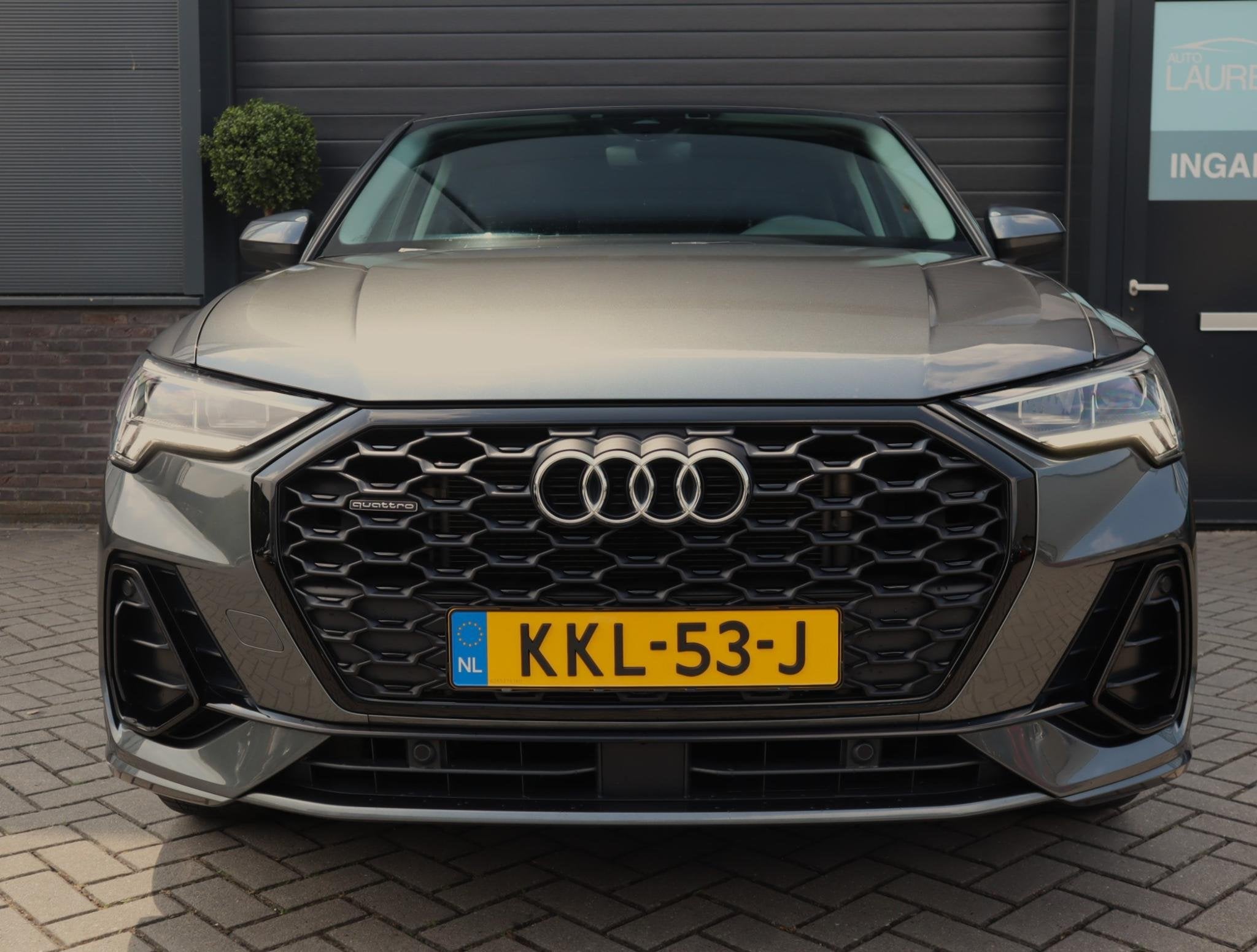 Audi Q3 Sportback 40 TFSI quattro S Edition | S-line | Pano, Auto's, Automaat, Gebruikt, Bedrijf, Vierwielaandrijving
