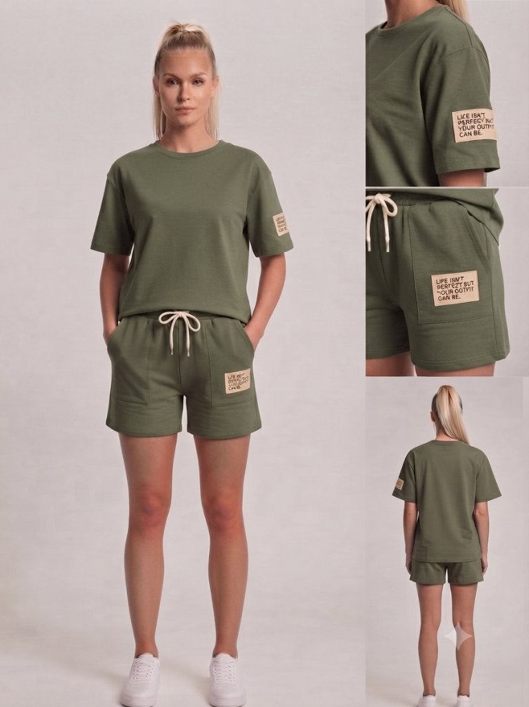 Comfort Co-ord Set T-shirt & Short met Witte Statement Patch, Kleding | Dames, Dames-kledingpakketten, Ophalen of Verzenden, Nieuw
