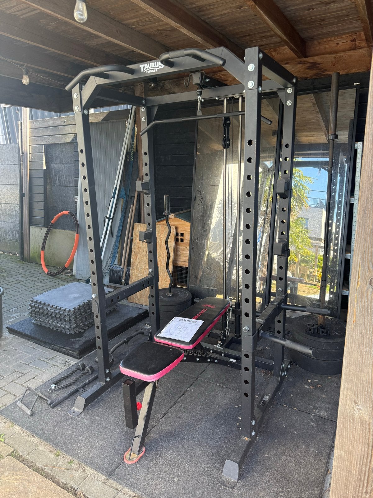 Taurus Power Rack met Lat Pulldown en Fitnessbank, Sport en Fitness, Fitnessmaterialen, Ophalen, Gebruikt, Armen, Fitnessbank