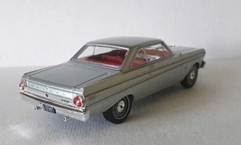 Ford Falcon Futura 1964 schaal 1/43 American cars # 107, Hobby en Vrije tijd, Modelauto's | 1:43, Verzenden, Nieuw, Auto, Overige merken
