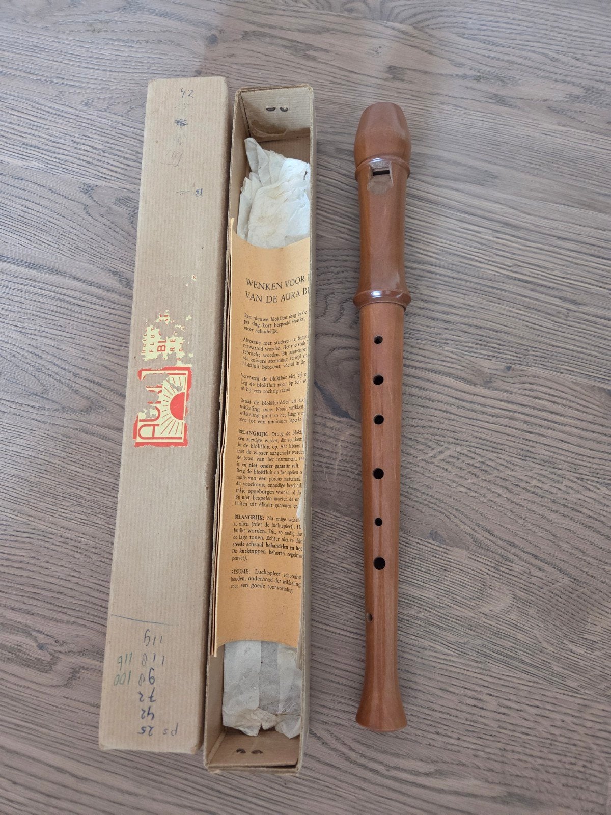 Aura Blokfluit met originele doos, Muziek en Instrumenten, Ophalen of Verzenden, Gebruikt, Sopraan of Sopranino, Met koffer, hoes of etui
