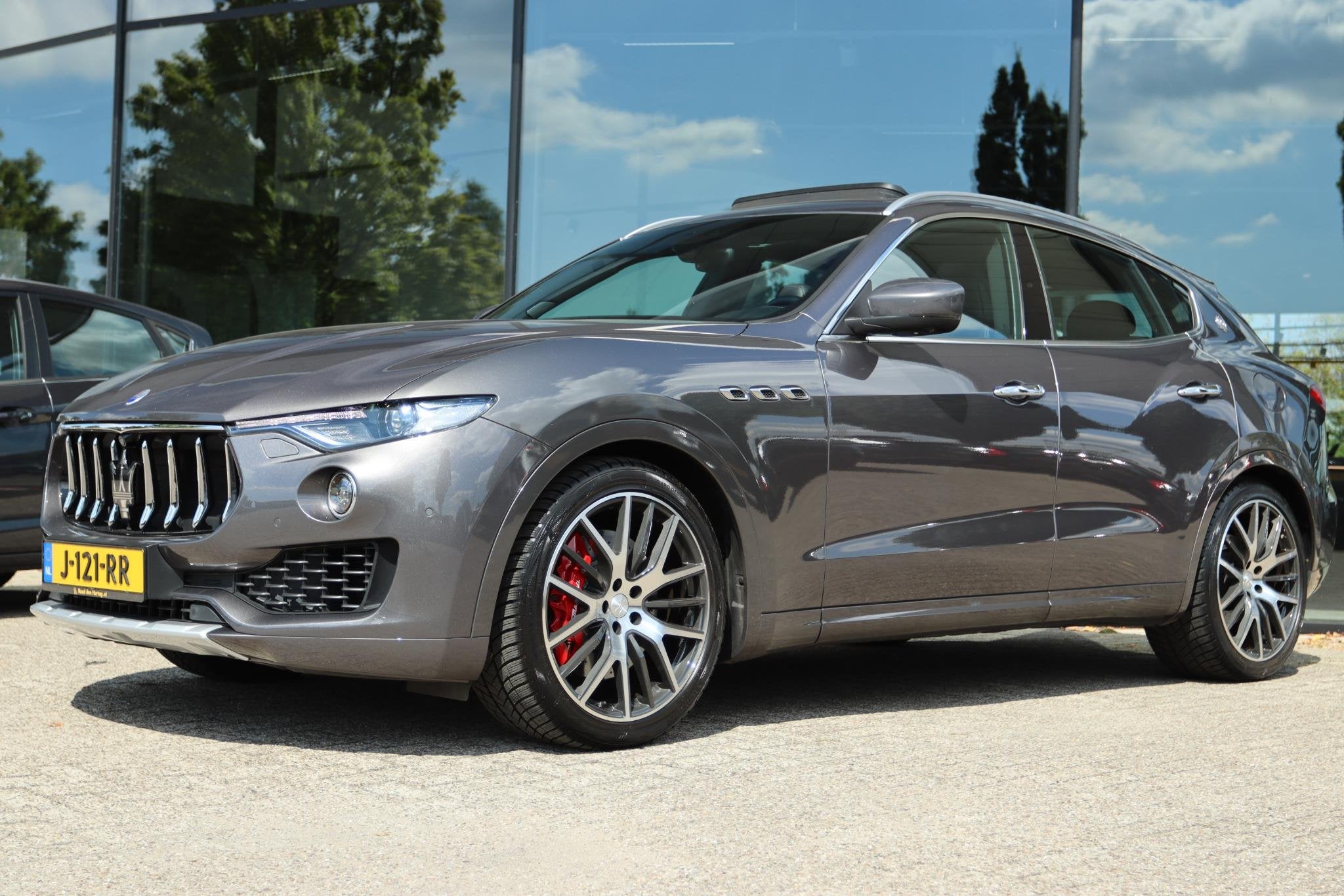 MASERATI LEVANTE 3.0 V6 S AWD GRANLUSSO | PANO | CARPLAY | L, Auto's, Maserati, Gebruikt, Euro 6, 138 €/maand, 2084 kg