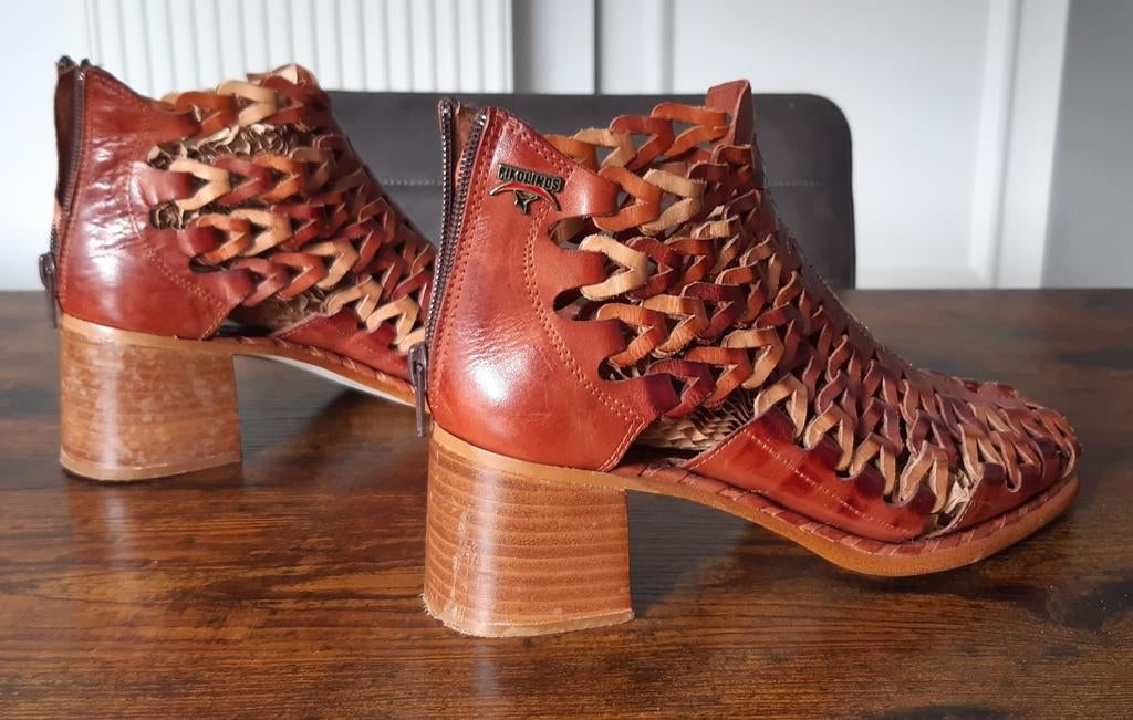 Pikolinos hakschoen dames maat 39, Schoenen met lage hakken, Bruin, Ophalen of Verzenden, Zo goed als nieuw