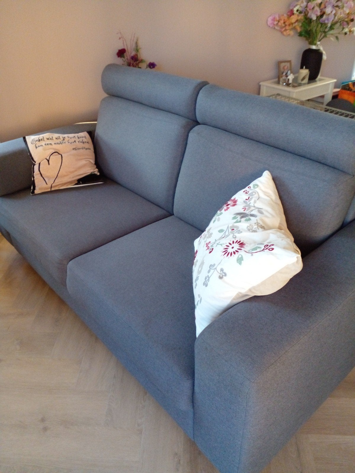 Comfortabele grijze bank - Zo goed als nieuw, Ophalen, Gebruikt, Tweepersoons, 75 tot 100 cm
