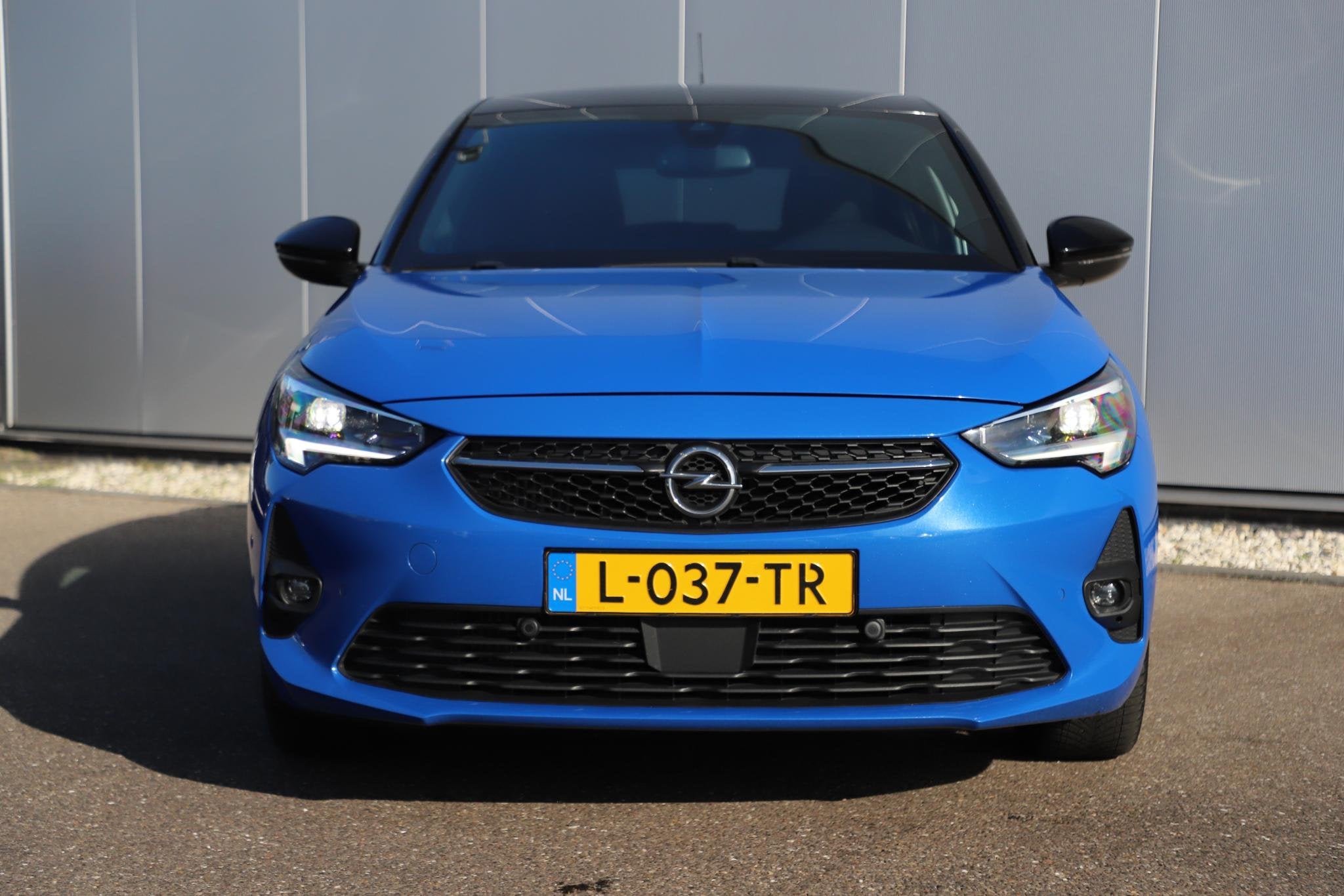 Opel Corsa 1.2 Ultimate 131PK Automaat Half Leder Stoelverwa, Auto's, Gebruikt, Euro 6, 1199 cc, Blauw