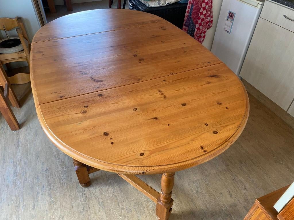 Uitklapbare houten tafel – praktische hangoortafel, Huis en Inrichting, Tafels | Eettafels, Ophalen, 100 tot 150 cm, Zo goed als nieuw
