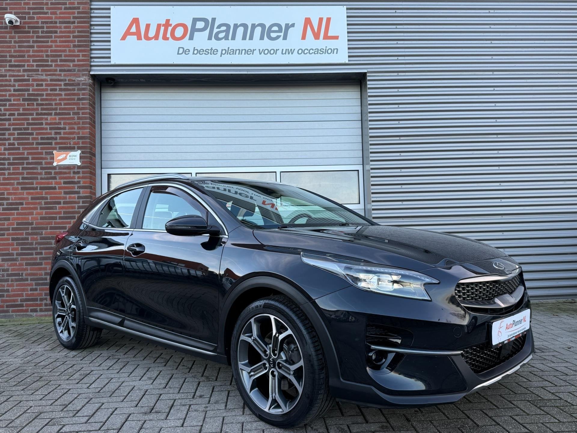 Kia XCeed 1.4 TGDI Spirit! Camera! Clima! Cruise! Navi!, Auto's, Kia, XCeed, Zwart, 4 cilinders, Leder en Stof