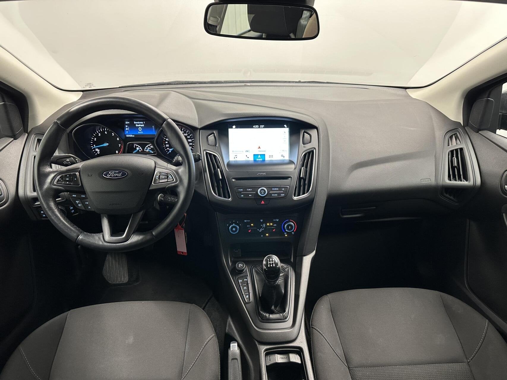 Ford Focus Wagon 1.0 EcoBoost Trend Edition CARPLAY NAVI CRU, Auto's, Gebruikt, Euro 6, Met garantie (alle), Origineel Nederlands