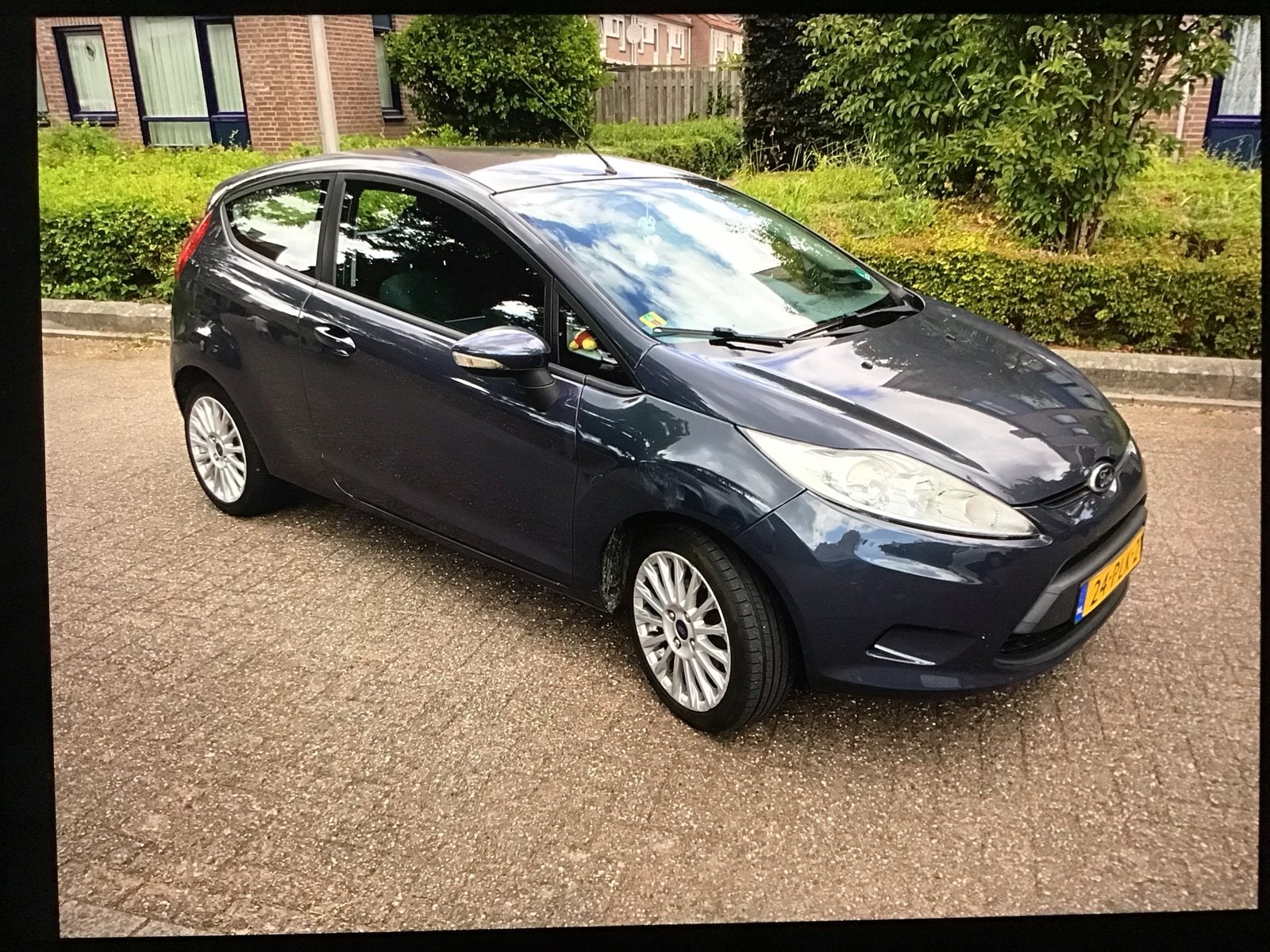 Ford Fiësta 1.25 44KW 3DR 2011 Grijs, Auto's, Voorwielaandrijving, 4 cilinders, Origineel Nederlands, Handgeschakeld