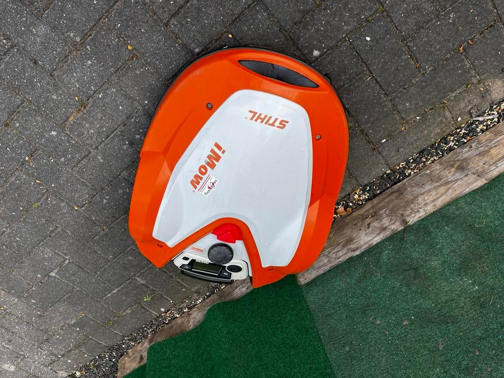 Sthil robotmaaier RMI 632PC. Incl. Grondplaat en stroomkabl., Ophalen of Verzenden, Zo goed als nieuw, Meer dan 25 cm, Bestuurbaar via app