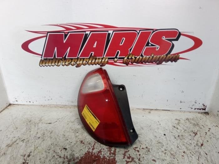 Achterlicht links van een Daihatsu Sirion, Gebruikt, Daihatsu, -, -