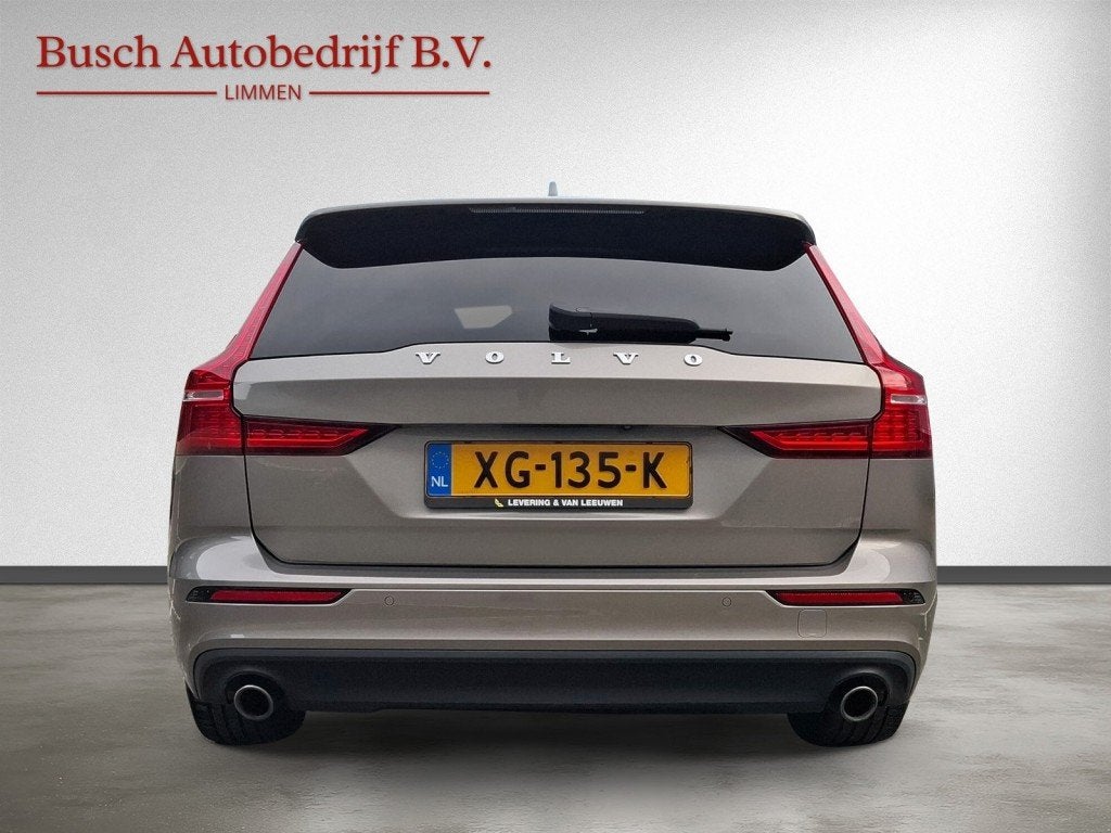 Volvo V60 2.0 T5 Momentum. Alle optie's, Lederen bekleding,, Auto's, 15 km/l, 4 cilinders, Leder, Zilver of Grijs