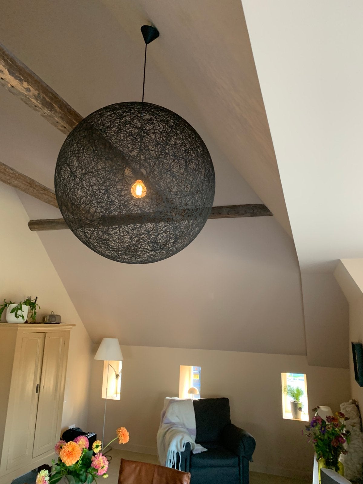Prachtige hanglamp merk MOOOI, Huis en Inrichting, Ophalen, Gebruikt, Kunststof, Doorsnede 80 cm