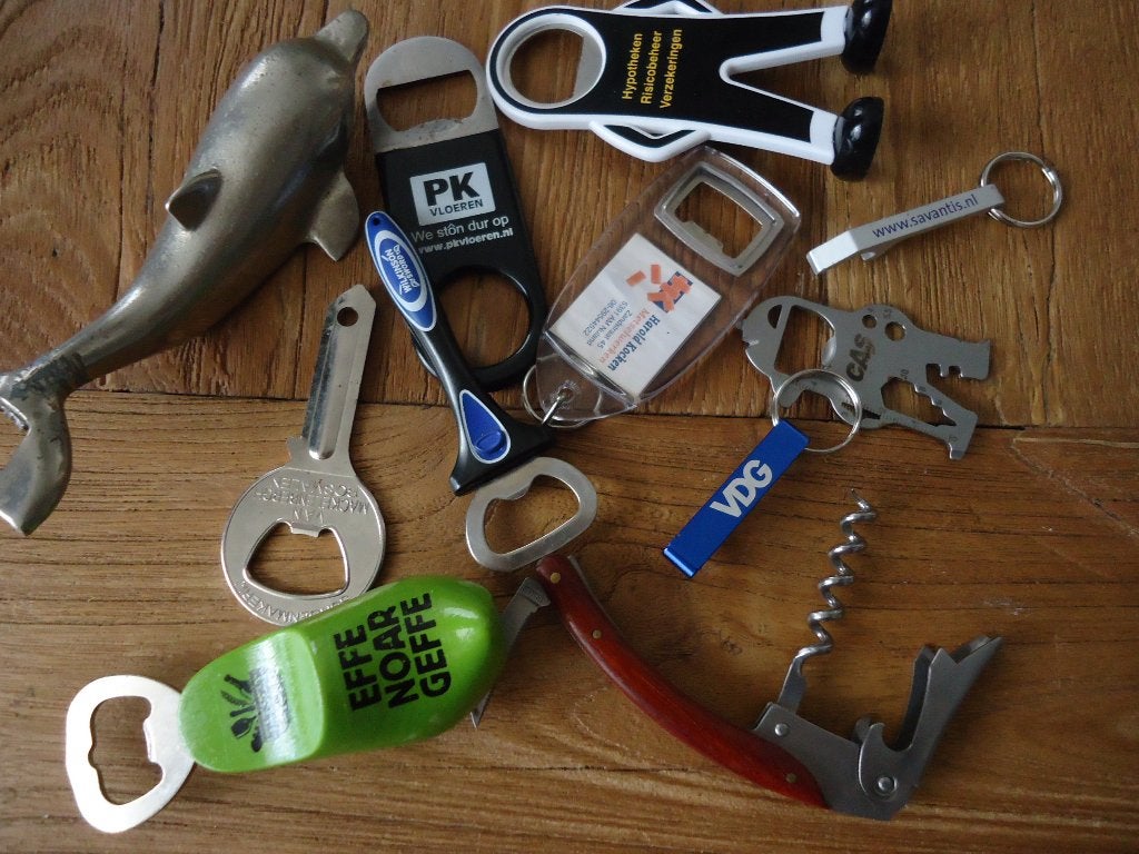 Verschillende soorten FESSENOPENERS - 11x dopwipper T.E.A.B., Verzamelen, Ophalen of Verzenden, Zo goed als nieuw, Flesopener