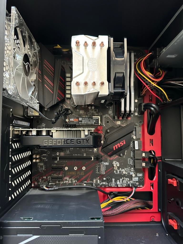 Krachtige Gaming PC: i9-9900KF, GTX 1650, 24GB RAM, Windows, Computers en Software, Desktop Pc's, Gebruikt, 4 Ghz of meer, HDD