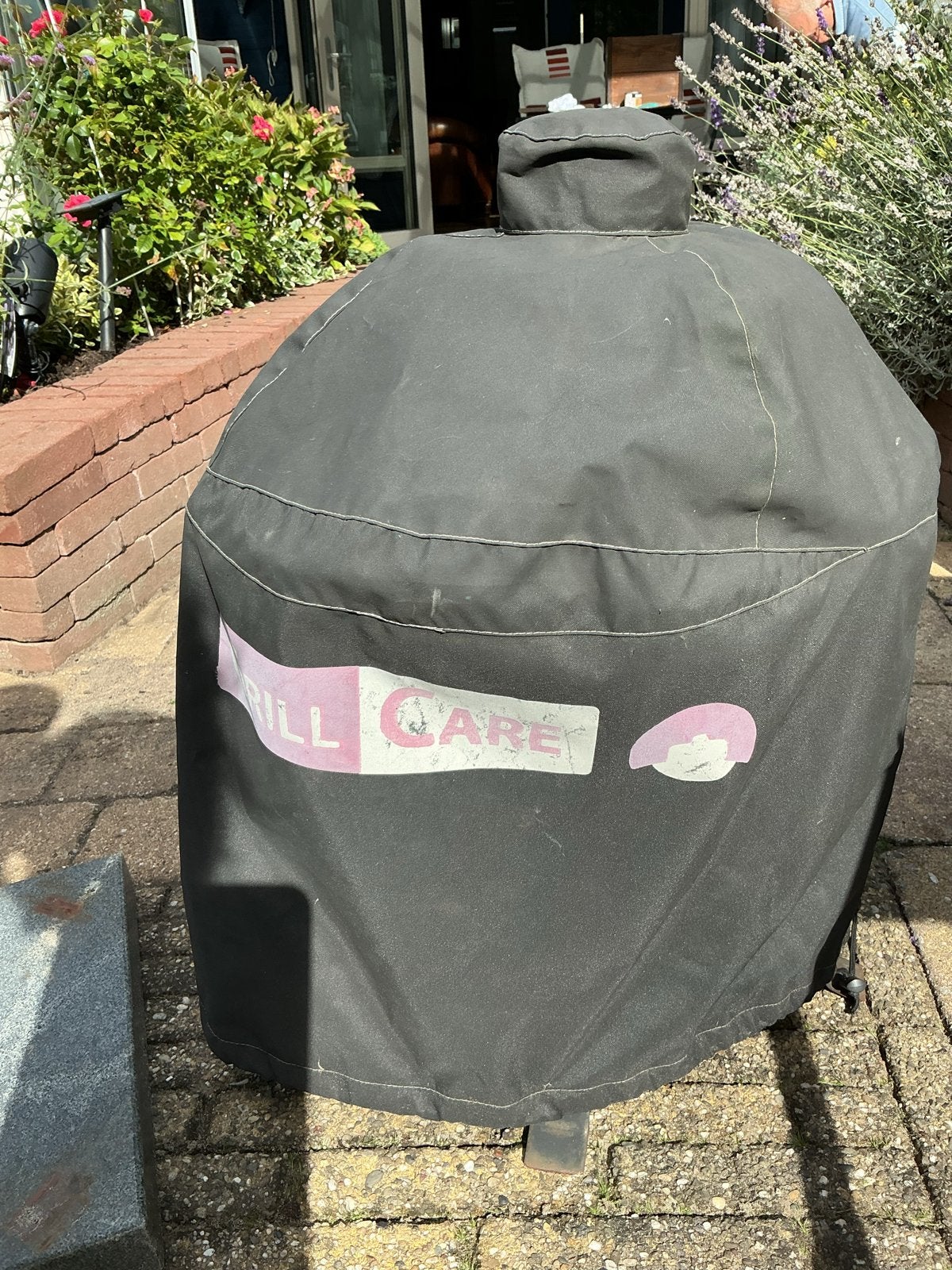 Kamado BBQ Grill met hoes - Zo goed als nieuw, Ophalen of Verzenden, Zo goed als nieuw