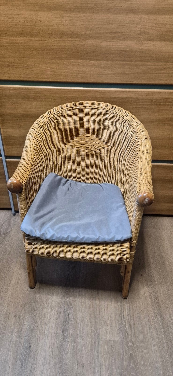 Gratis Rotan Vintage rieten stoel, Huis en Inrichting, Stoelen, Ophalen, Gebruikt, Overige kleuren, Riet of Rotan