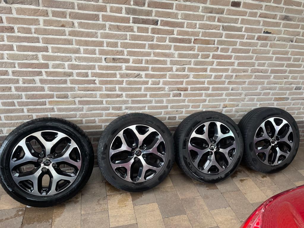 Renault captur 17 inch velgen set 205-55x17, Auto-onderdelen, Ophalen, 17 inch, 205 mm, Zomerbanden