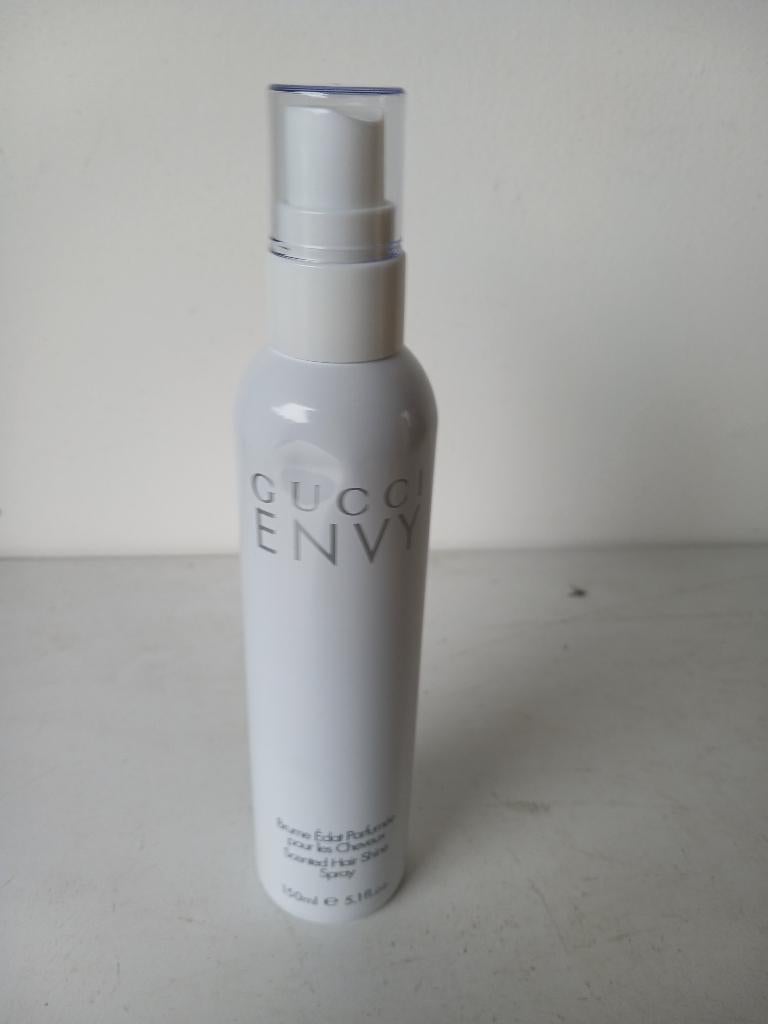 RARITEIT !!! Gucci ENVY scented hair shine spray 150 ml., Verzenden, Nieuw, Overige typen, Gevuld